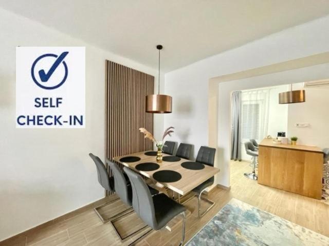 Home R52-4 #Freeparking Budapešť Exteriér fotografie